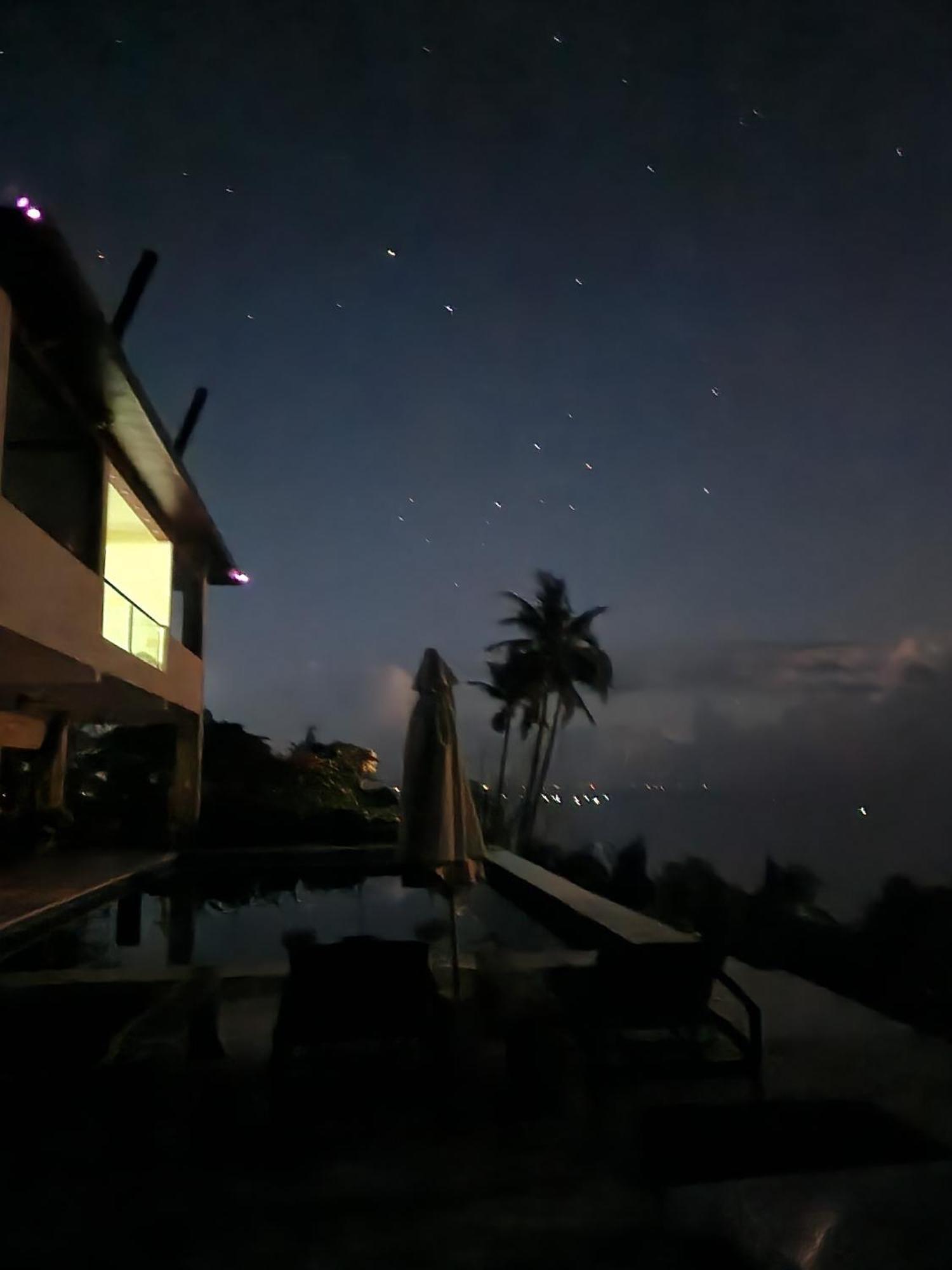 Villa Umbrella Senggigi Exterior foto